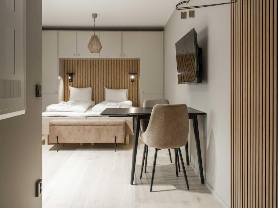 Slopeside Serenity In Are Ski In Ski Out Studio- No Windows 외부 사진